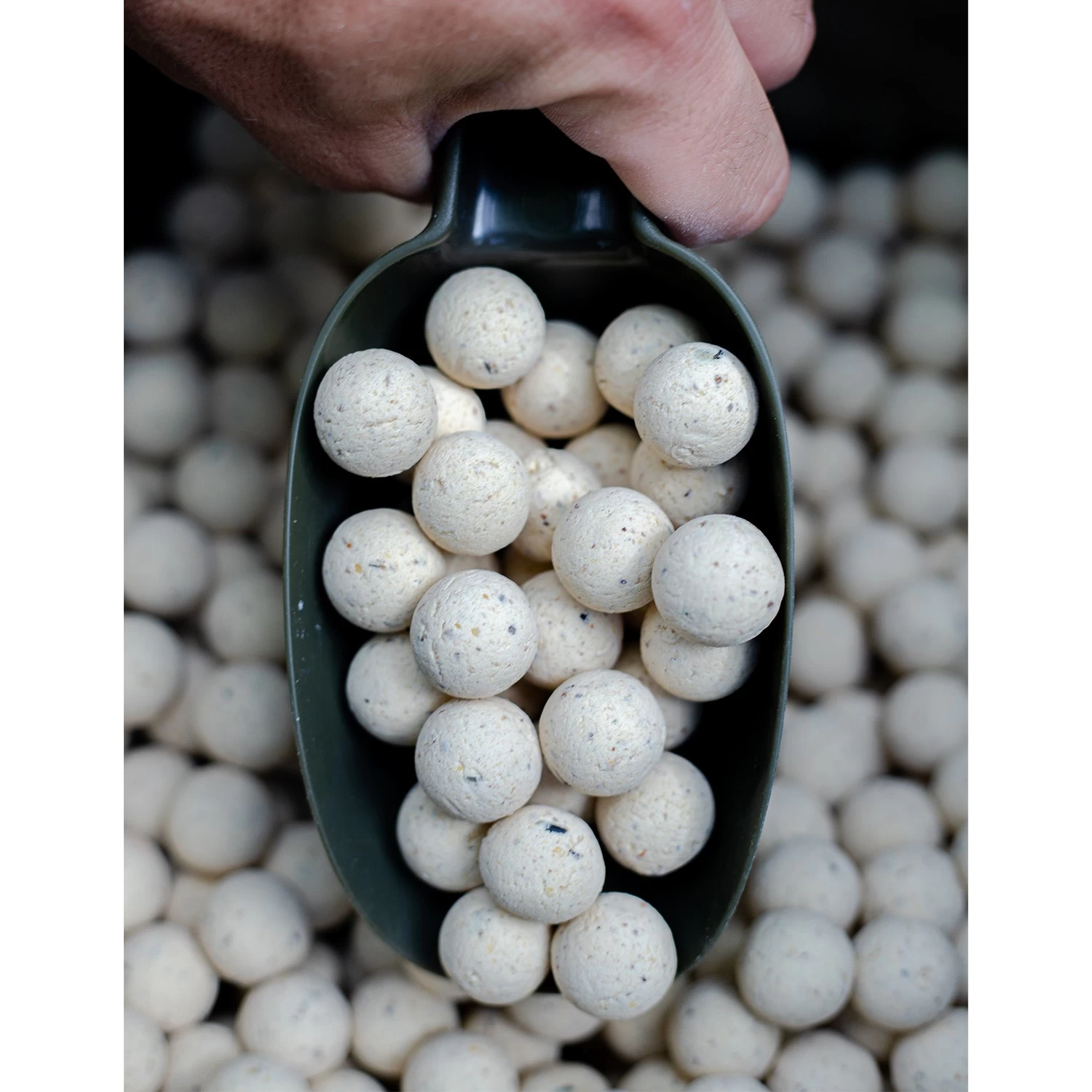 Trakker Bait Scoop Set 8 Trakker Bait Scoop Set - Image 6