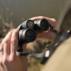 Trakker Optics 10x42 Binoculars 12 Trakker Optics 10x42 Binoculars -Trakker trakker bino3