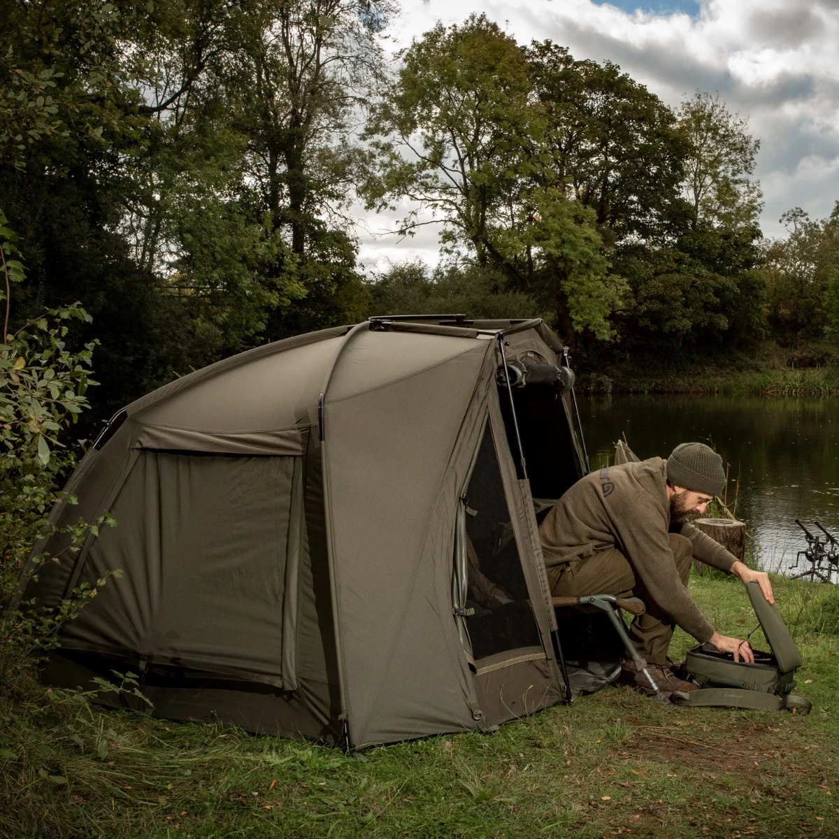 Trakker Tempest 100 Bivvy Aquatexx EV 1.0 6 Trakker Tempest 100 Bivvy Aquatexx EV 1.0 - Image 4